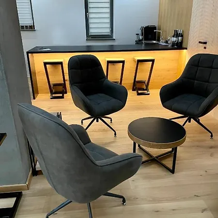 Moderni Se Soukromou Vinotekou Apartman